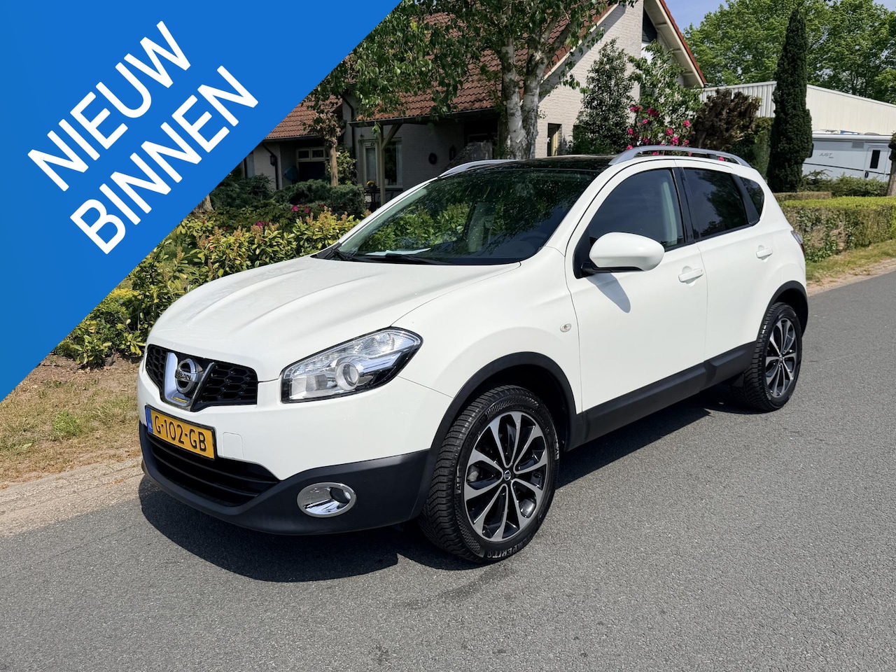 Nissan Qashqai - 1.6 16V Pano•Navi•Camera - AutoWereld.nl