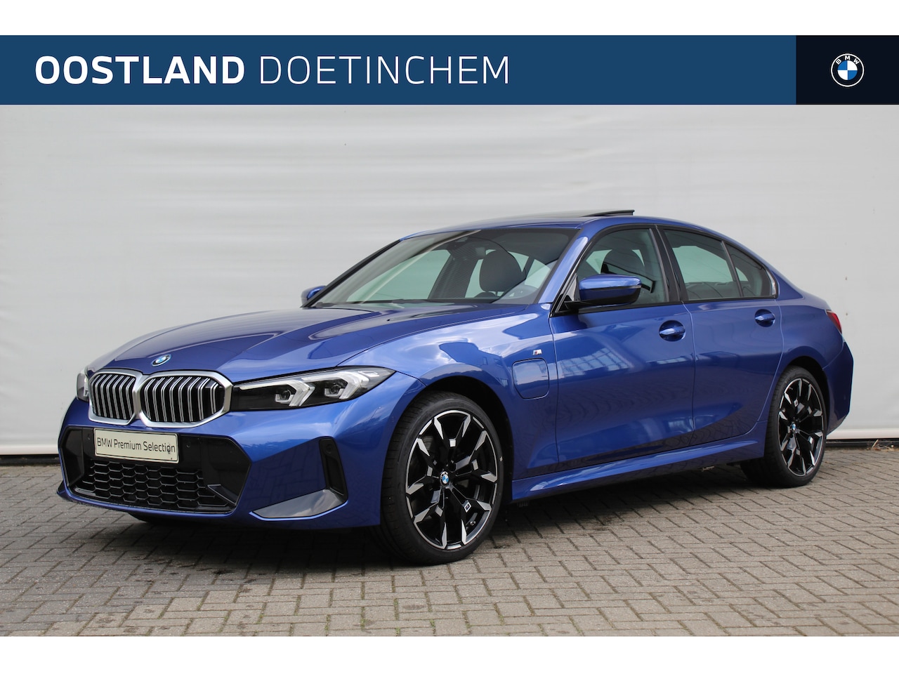 BMW 3-serie - 330e M Sport Automaat / Schuif-kanteldak / Trekhaak / Sportstoelen / Comfort Access / Acht - AutoWereld.nl