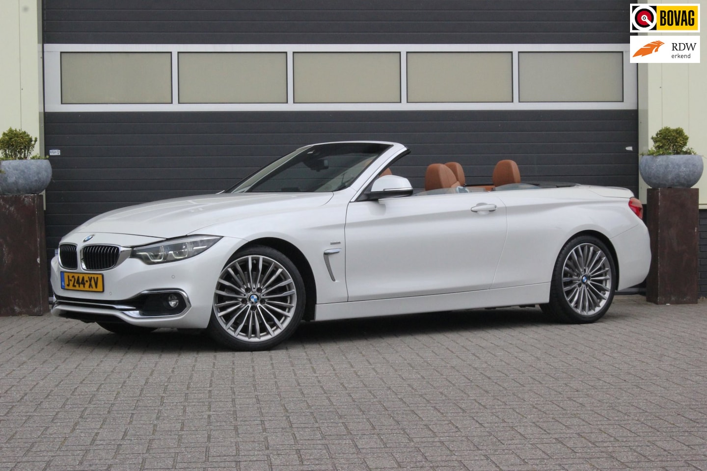 BMW 4-serie Cabrio - 430i High Executive Luxury | Nekverwarming | - AutoWereld.nl