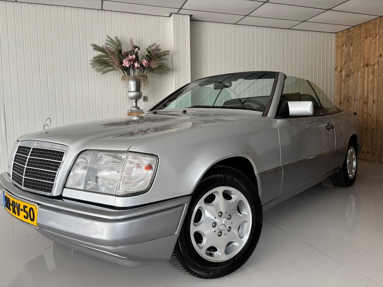 Mercedes-Benz E-klasse Cabrio - 220 220, 69000 KM, NAP, NL AUTO, AUTOMAAT, TOPSTAAT, LEDER, DEALER HISTORIE, ETC... - AutoWereld.nl