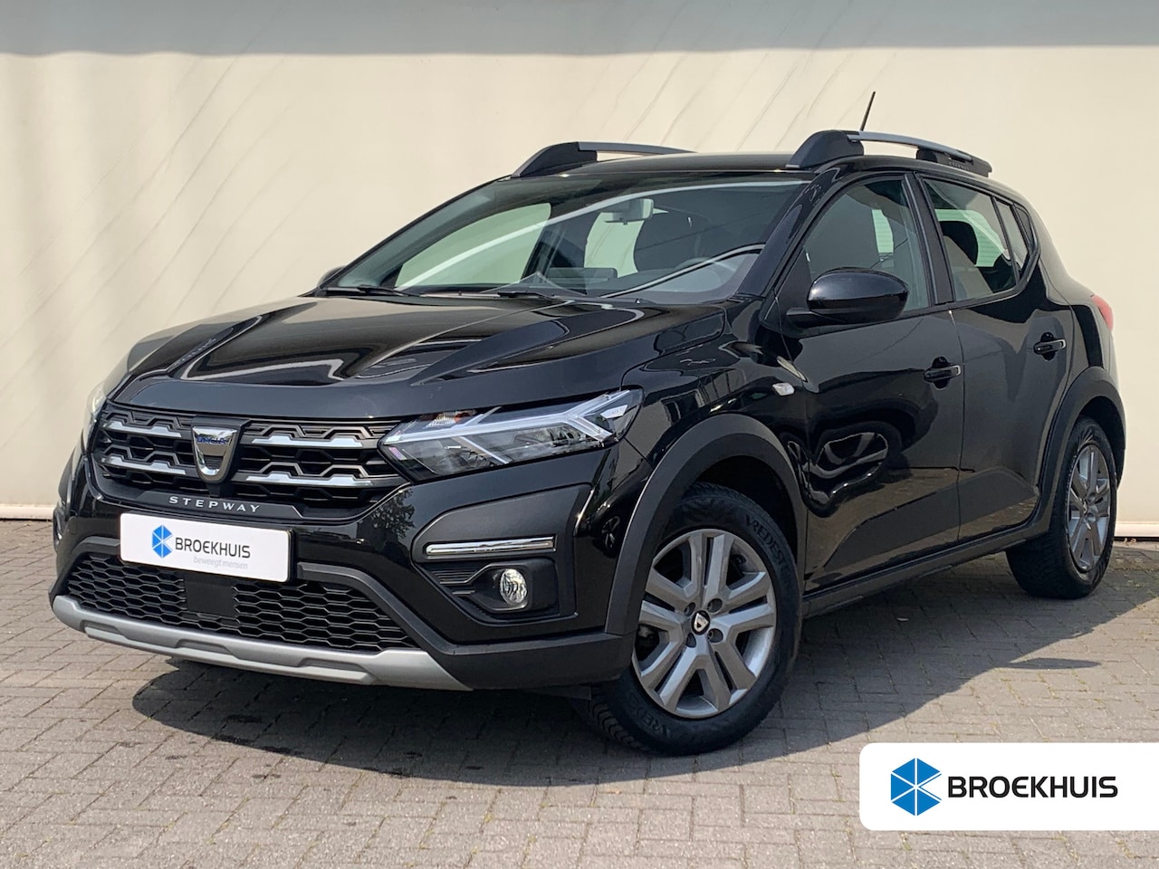 Dacia Sandero Stepway - 1.0 TCe 90 Comfort Airco | Cruise Control | DAB | Keyless | LED | Navi | PDC Achter | Radi - AutoWereld.nl