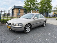 Volvo S60 - 2.4 Edition AUTOMAAT | APK TOT 01-2027