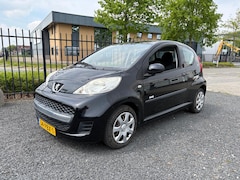 Peugeot 107 - 1.0-12V Millesim 200 | AIRCO