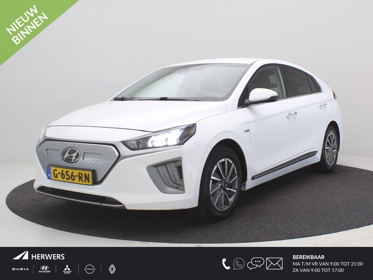 Hyundai IONIQ - Comfort EV 38 kWh / SoH 100% / Navigatie / 1ste Eigenaar / Dealer onderhouden / Adaptieve - AutoWereld.nl