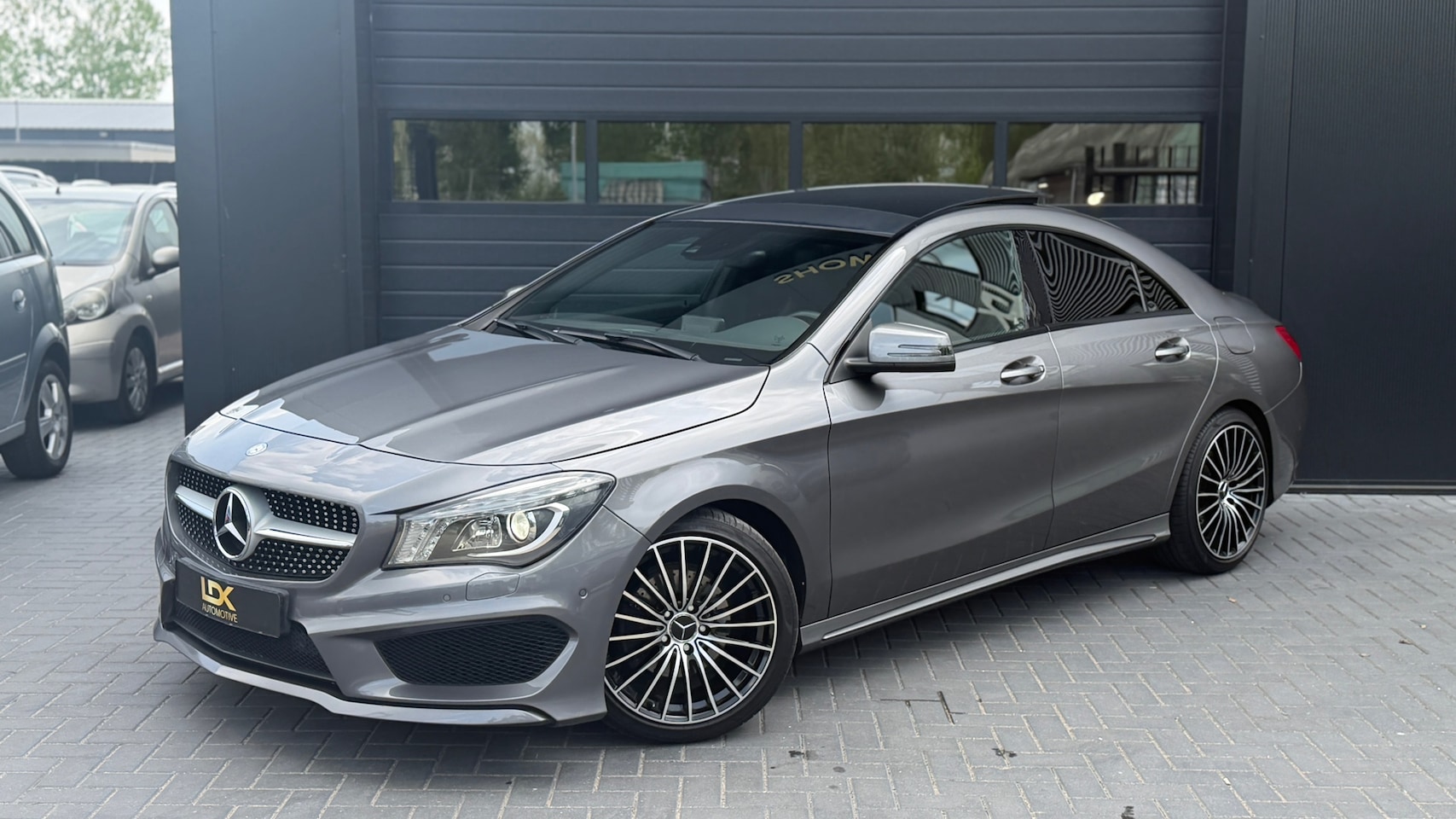 Mercedes-Benz CLA-Klasse - 200 AMG Pano|Memory|H/K|NAP - AutoWereld.nl