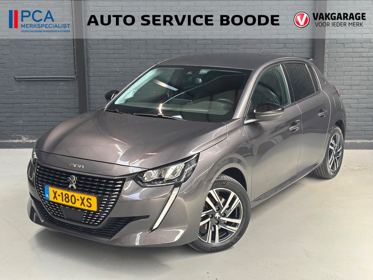 Peugeot 208 - 1.2 (100pk) Allure automaat - stoelverwarming - virtual dash - AutoWereld.nl