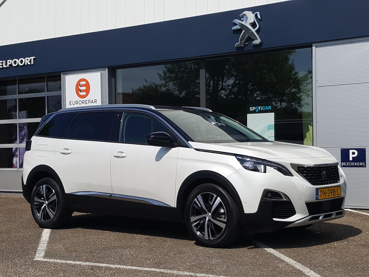 Peugeot 5008 - ALLURE 1.2 PT-130pk AUTOMAAT (6T) Full-Led voor |Comfortstoelen voor|Navi|AppleCarplay&And - AutoWereld.nl