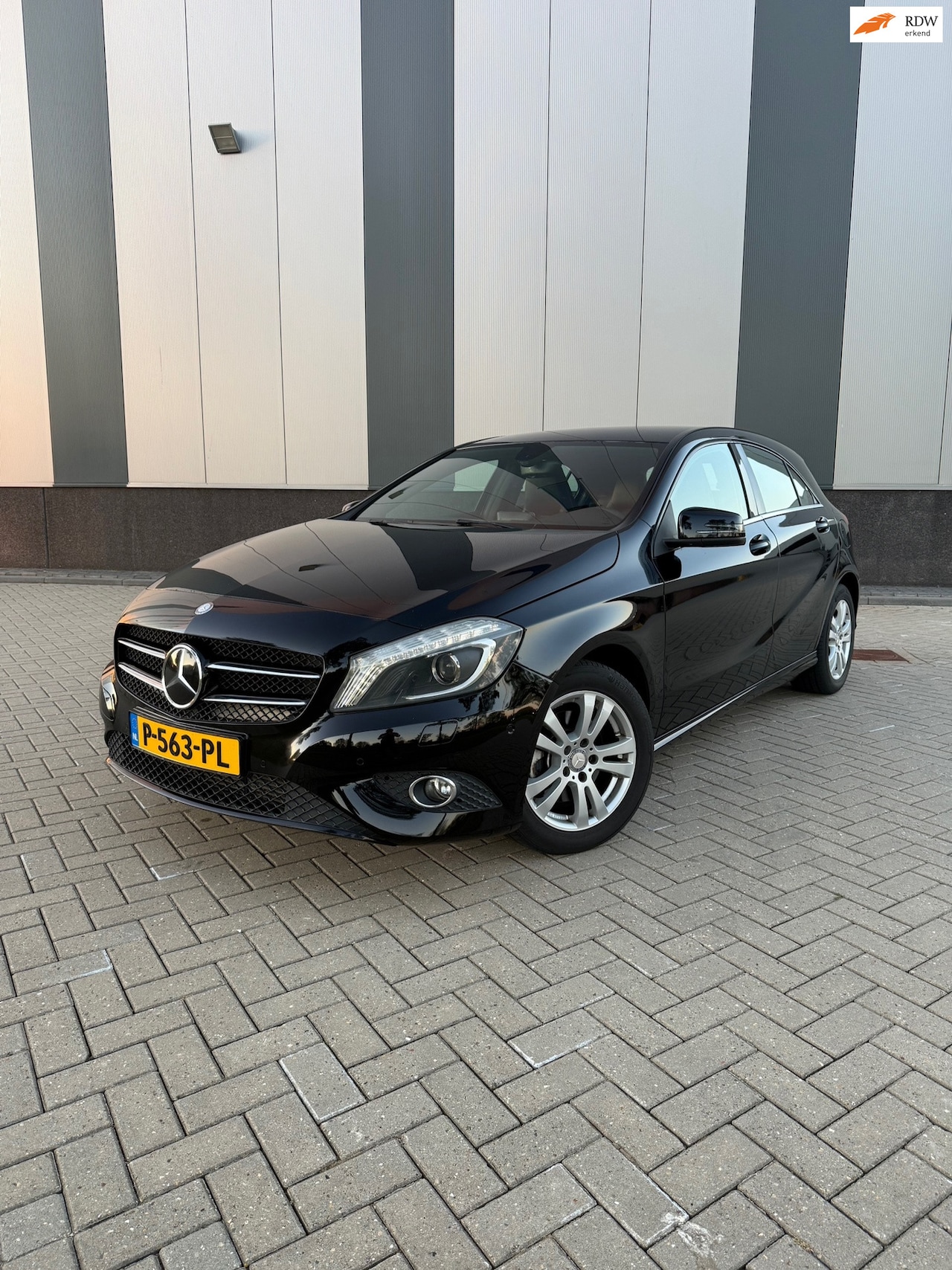 Mercedes-Benz A-klasse - 180 Ambition | Automaat - AutoWereld.nl