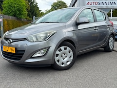 Hyundai i20 - 1.4i i-Motion | Automaat | Trekhaak | Climate |