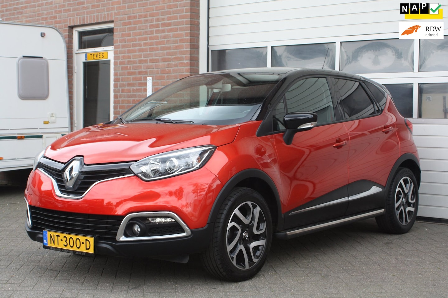 Renault Captur - 0.9 TCe Dynamique Garantie, Nederlandse Auto, Achter uit rij camera, Nap, Onderhoud boekje - AutoWereld.nl