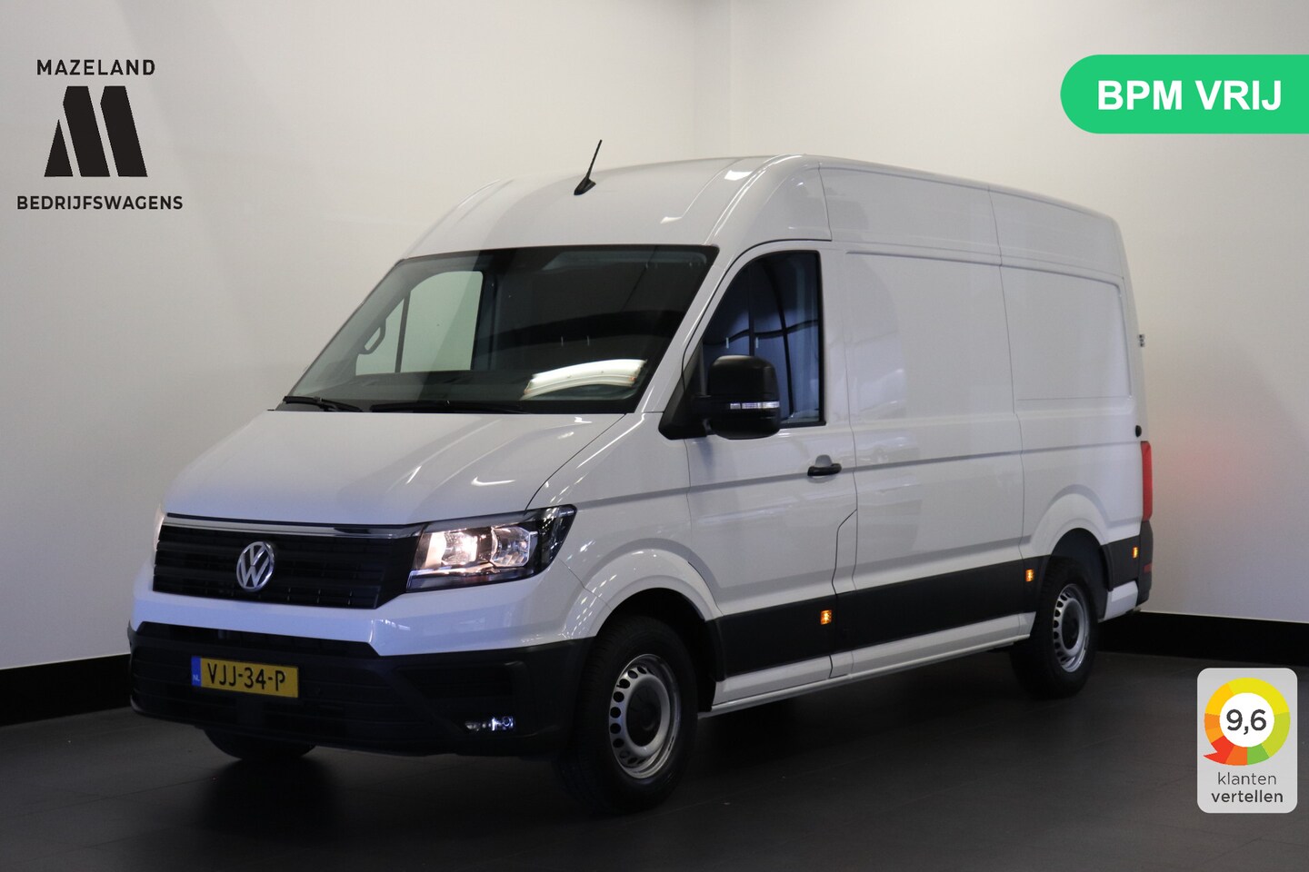 Volkswagen Crafter - 2.0 TDI 140PK L3H3 EURO 6 - Airco - Cruise - Camera - € 18.950,- Excl. - AutoWereld.nl
