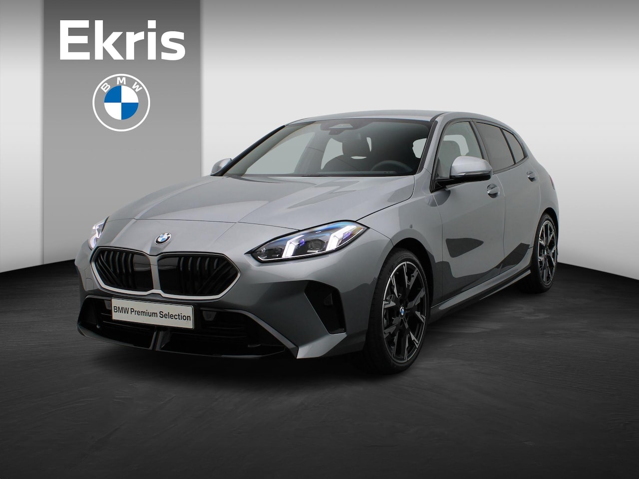 BMW 1-serie - 120 M Sportpakket Pro | Premium Pack | M Adaptief Onderstel | Parking Assistant | 18'' | E - AutoWereld.nl