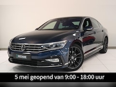 Volkswagen Passat - 1.5 TSI R-Line Business + | Camera | Comfort stoelen | Navigatie | Stoelverwarming | Apple