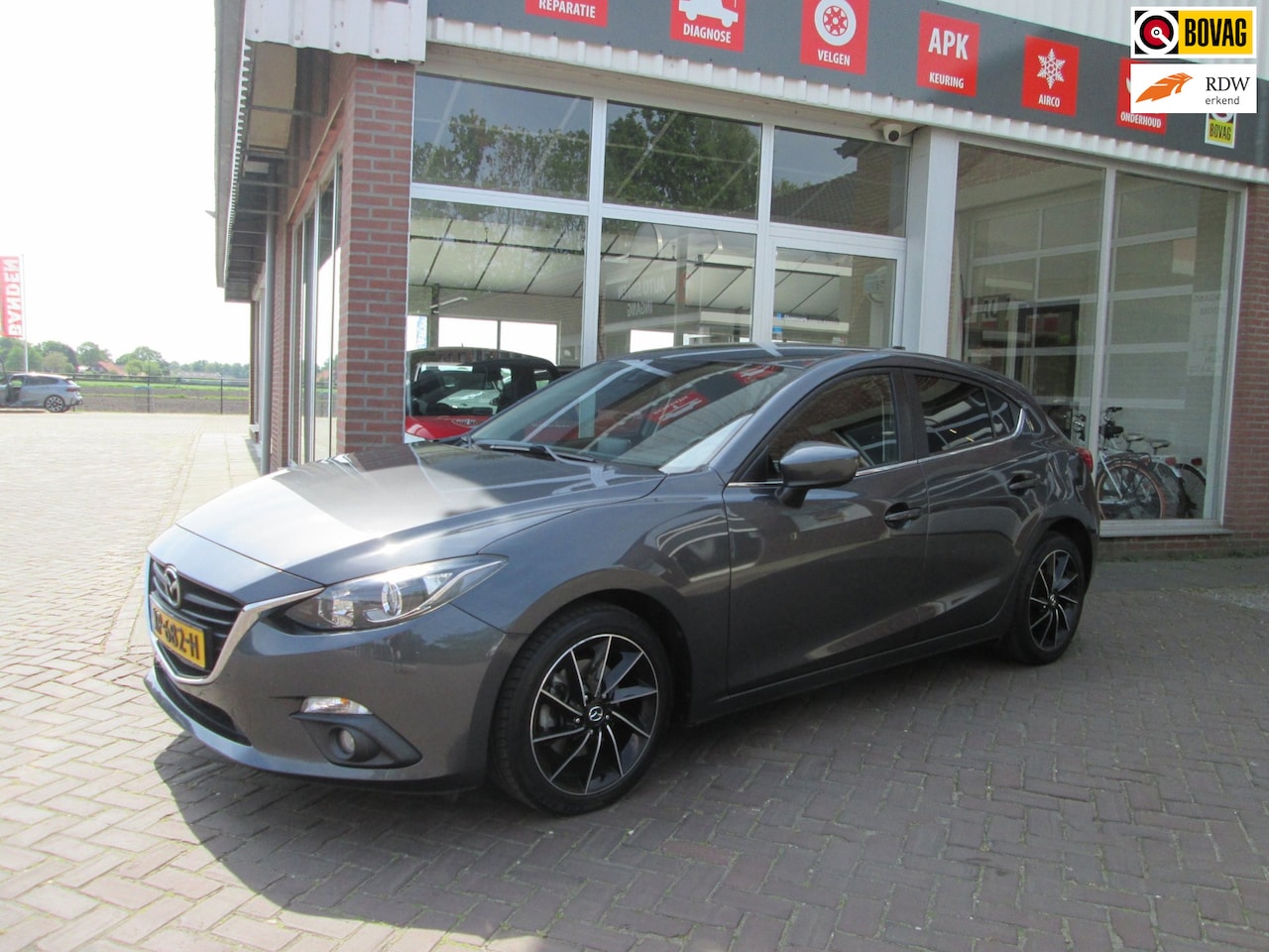 Mazda 3 - 2.0 TS/ trekhaak/ LM velgen - AutoWereld.nl