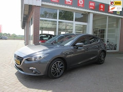 Mazda 3 - 3 2.0 TS/ trekhaak/ LM velgen