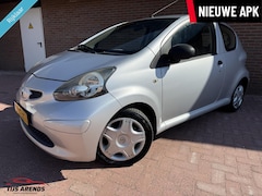 Toyota Aygo - 1.0-12V|NWE APK|3-DRS|BOEKJES AANWEZIG|