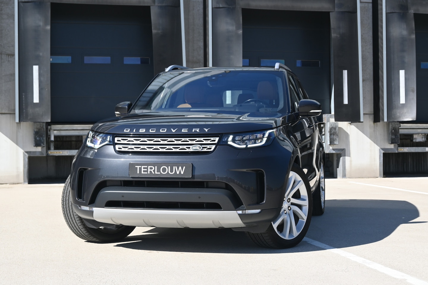 Land Rover Discovery - 2.0 Sd4 HSE Luxury 7p. 2.0 Sd4 HSE Luxury 7p. - AutoWereld.nl