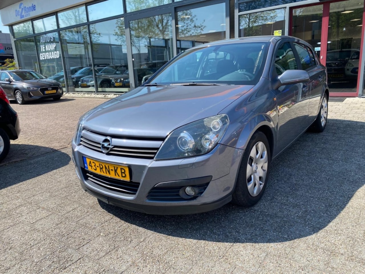 Opel Astra - 1.6 Sport AUTOMAAT Airco NW APK BJ 2005 !!! - AutoWereld.nl