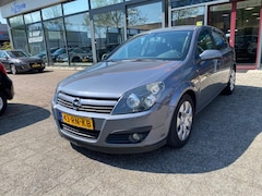 Opel Astra - 1.6 Sport AUTOMAAT Airco NW APK BJ 2005