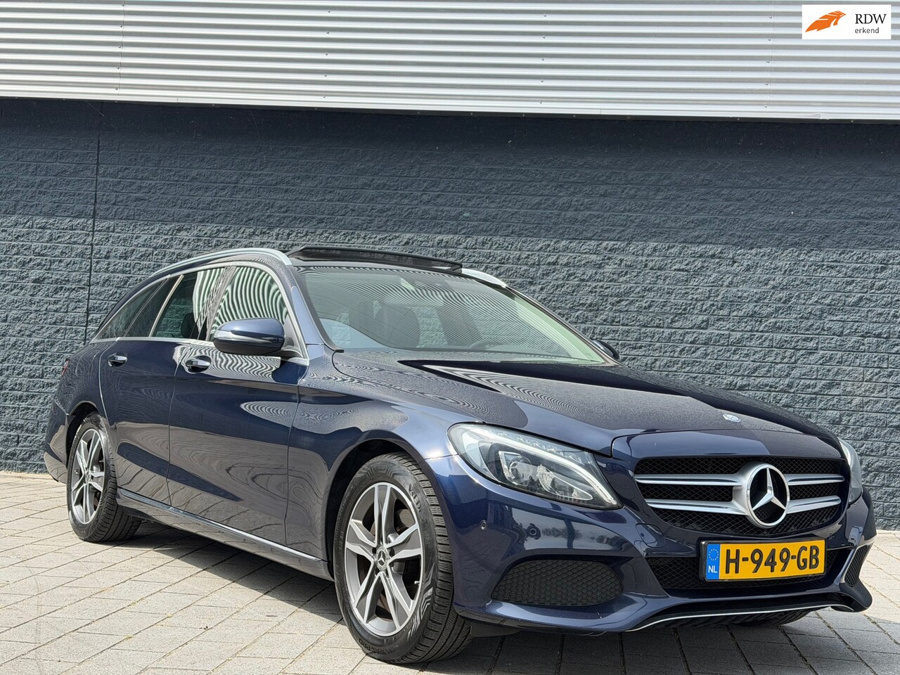 Mercedes-Benz C-klasse Estate - 220 CDI PANO/AUTOMAAT/LED - AutoWereld.nl