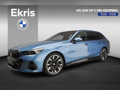 BMW 5-serie Touring - 530e | M Sportpakket Pro | Individual Lak | Innovation Pack | Comfort Pack | Travel Pack |