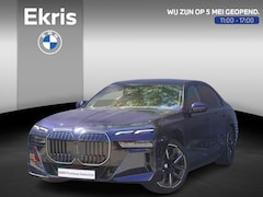 BMW 7-serie - 750e xDrive M Sportpakket Pro | Integral Active Steering | Glazen panoramadak Sky Lounge |