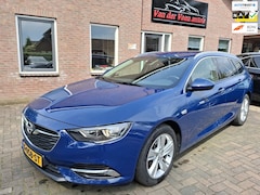 Opel Insignia Sports Tourer - 1.5 Turbo Business Executive. Zeer netjes en luxe o.a. camera, trekhaak, carplay, stoel-st