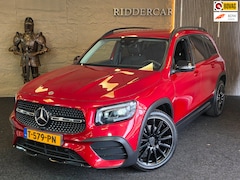 Mercedes-Benz GLB - 200 Premium Plus AMG 7p|GARANTIE|TREKHAAK|NAVI|CRUISE|SFEERVERLICHTING
