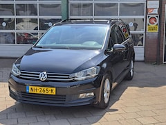 Volkswagen Touran - 1.4 TSI Connected Series 7p/Trekhaak/Navi/AUR-cam/Ergo-stoel