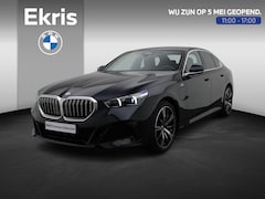 BMW 5-serie - Sedan 550e xDrive M Sportpakket | Adaptief Onderstel Professional | Driving Assistant | Ha