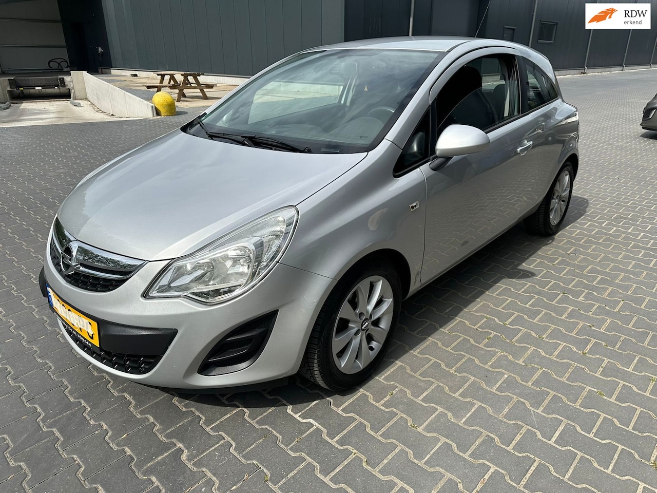 Opel Corsa - 1.4-16V 1.4-16V - AutoWereld.nl