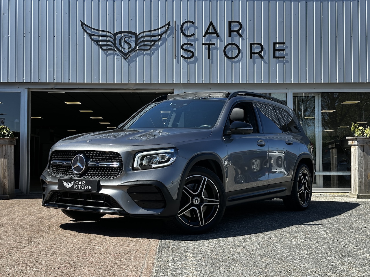 Mercedes-Benz GLB - 250 4MATIC AMG Line |PANO|360 CAMERA|SFEER|CARPLAY|BURMESTER|LED|CRUISE|CLIMA - AutoWereld.nl