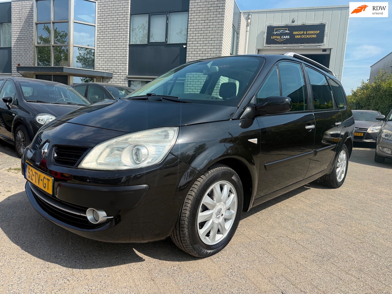 Renault Grand Scénic - 2.0-16V Tech Line Airco Automaat Pano - AutoWereld.nl