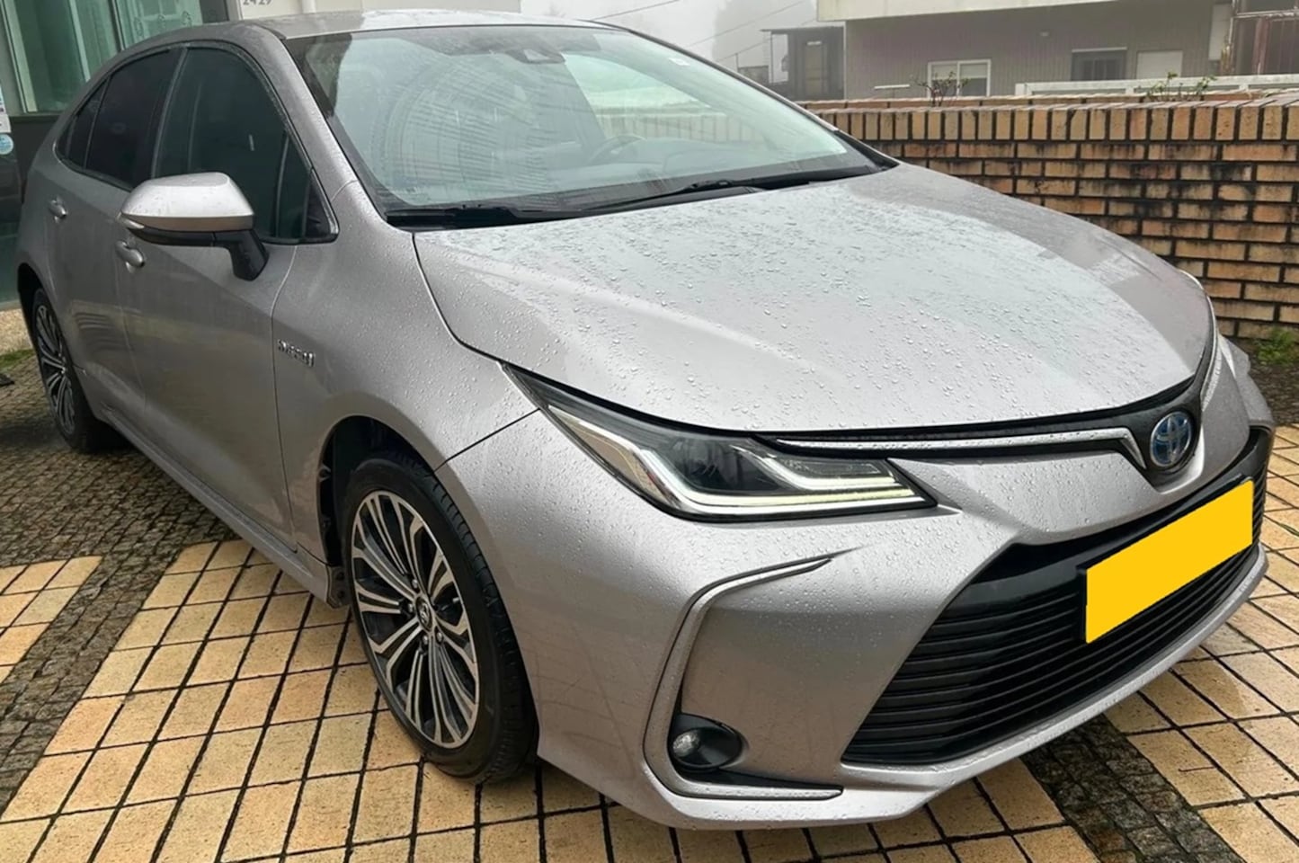 Toyota Corolla - 1.8 Hybrid Style 122pk CVT - AutoWereld.nl
