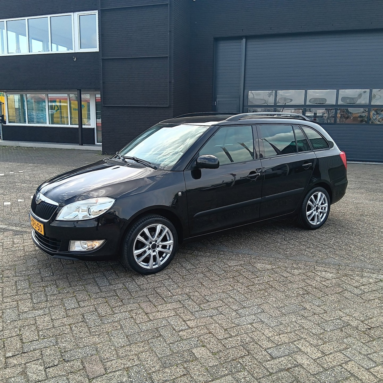 Skoda Fabia Combi - 1.2 TSI Sprint Pro 1.2 TSI Sprint Pro - AutoWereld.nl