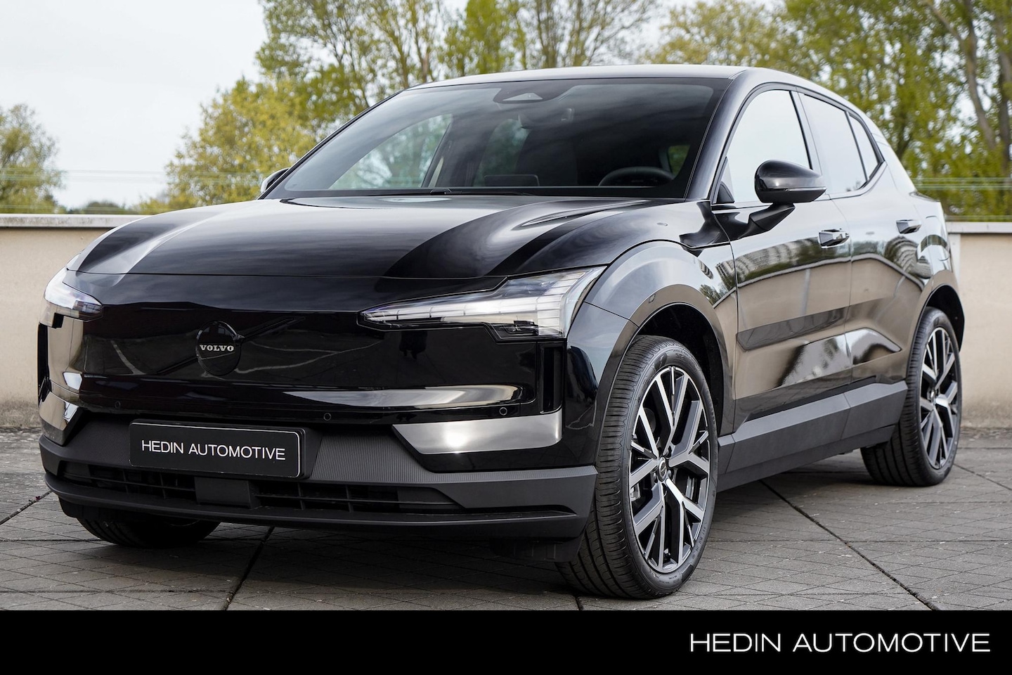 Volvo EX30 - Single Motor Ext Range Plus Black Ed Europa 69 kWh | Adaptive Cruise | BLIS | Stoel/Stuurw - AutoWereld.nl