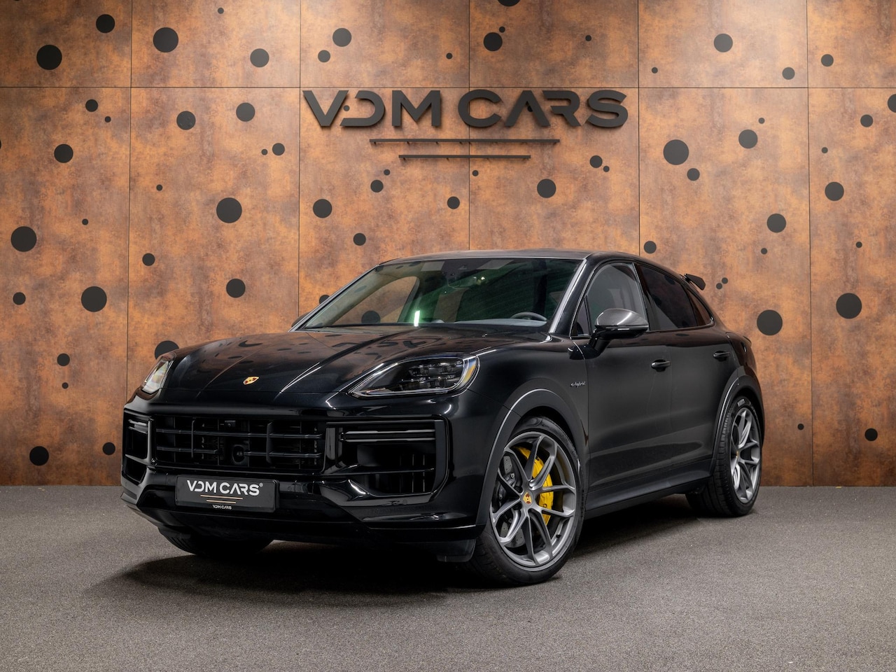 Porsche Cayenne Coupé - 4.0 Turbo E-Hybrid GT | Achterasbest. | InnoDrive | 18-weg | 360° | - AutoWereld.nl