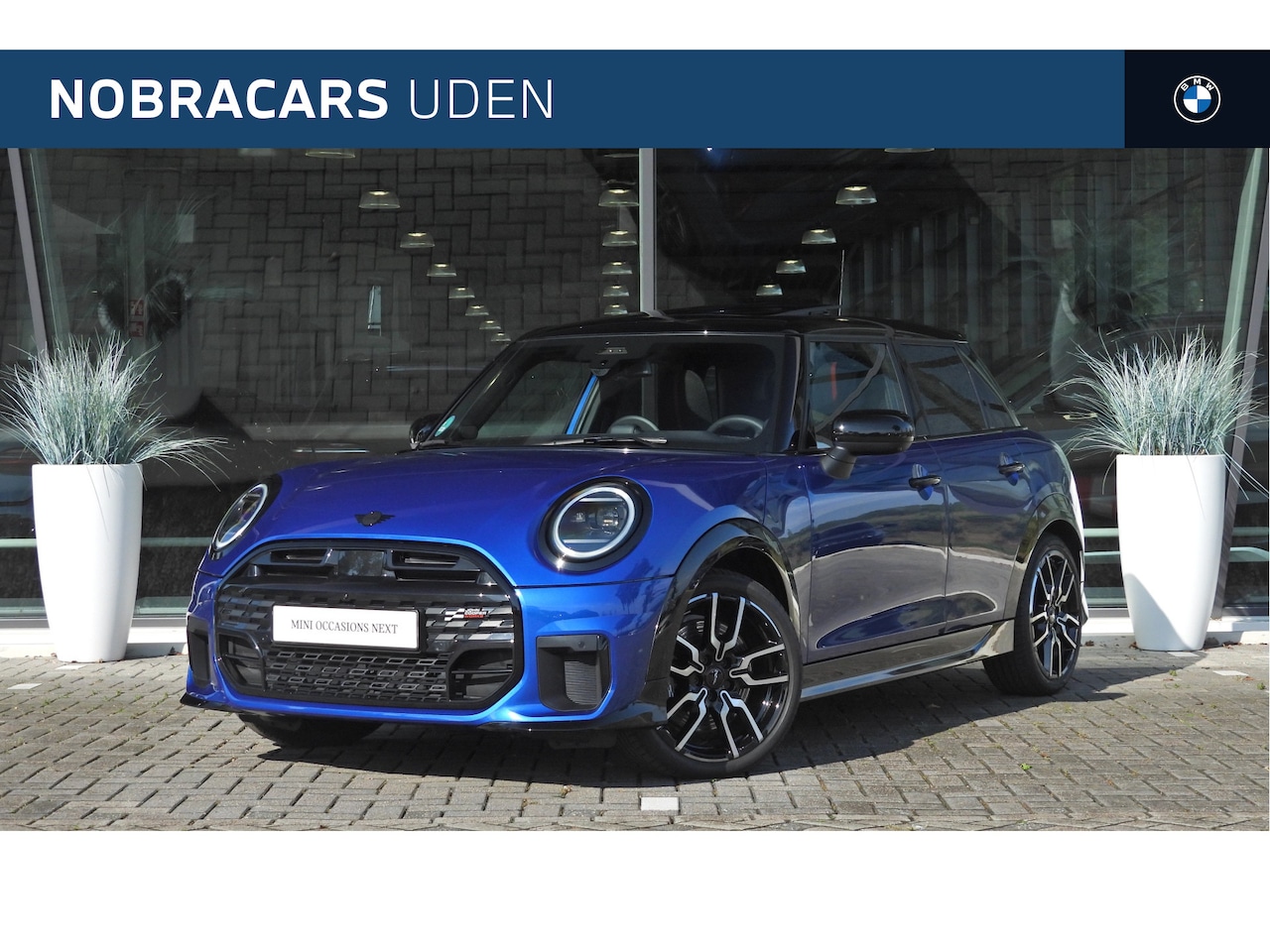 MINI Cooper S - Hatchback Automaat / Pakket XL / JCW / 18" JCW Lap Spoke 2-tone - AutoWereld.nl