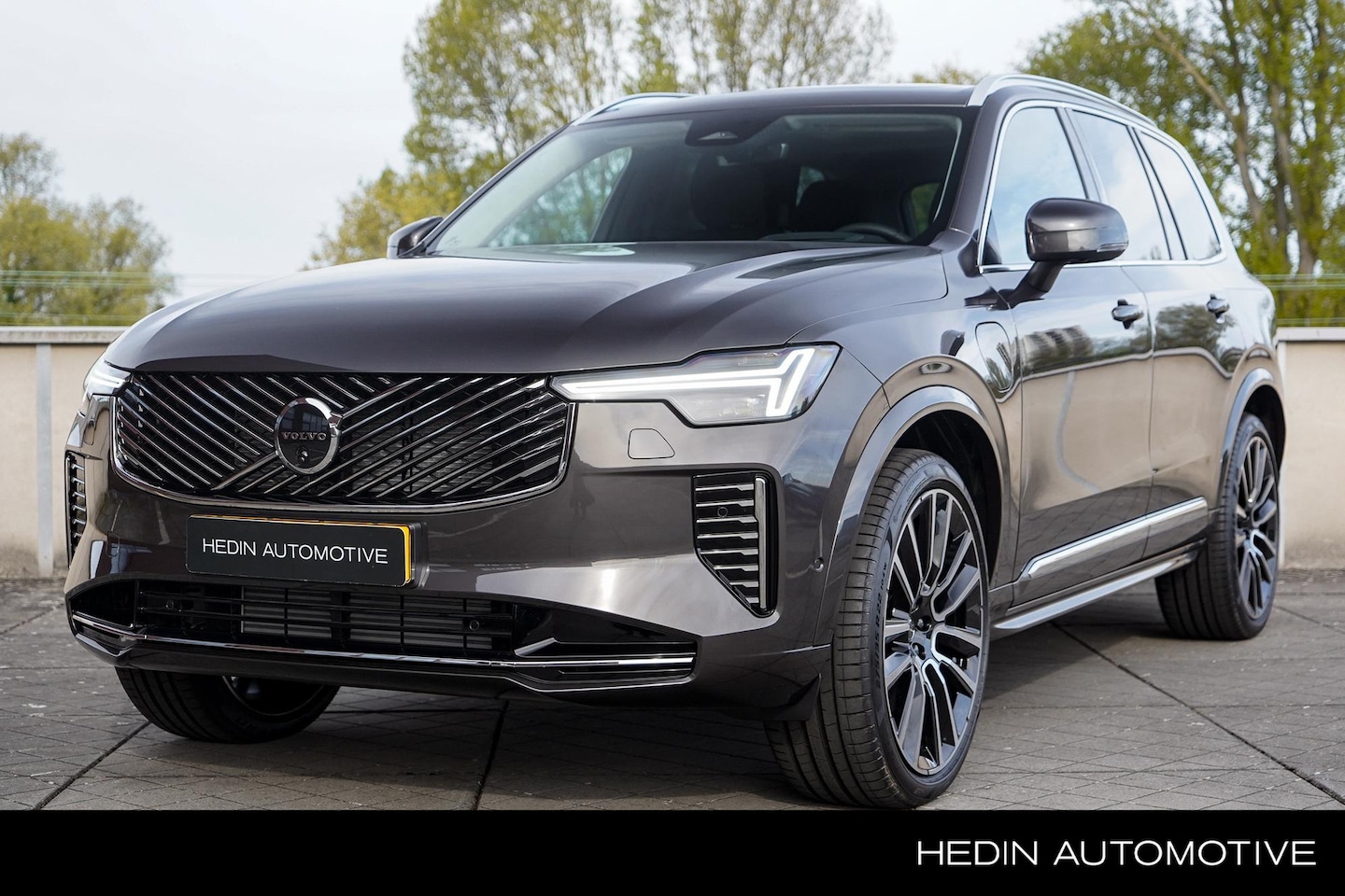 Volvo XC90 - 2.0 T8 Plug-in hybrid AWD Ultra Bright | Actieve Luchtvering | Trekhaak | Glazen Schuifdak - AutoWereld.nl