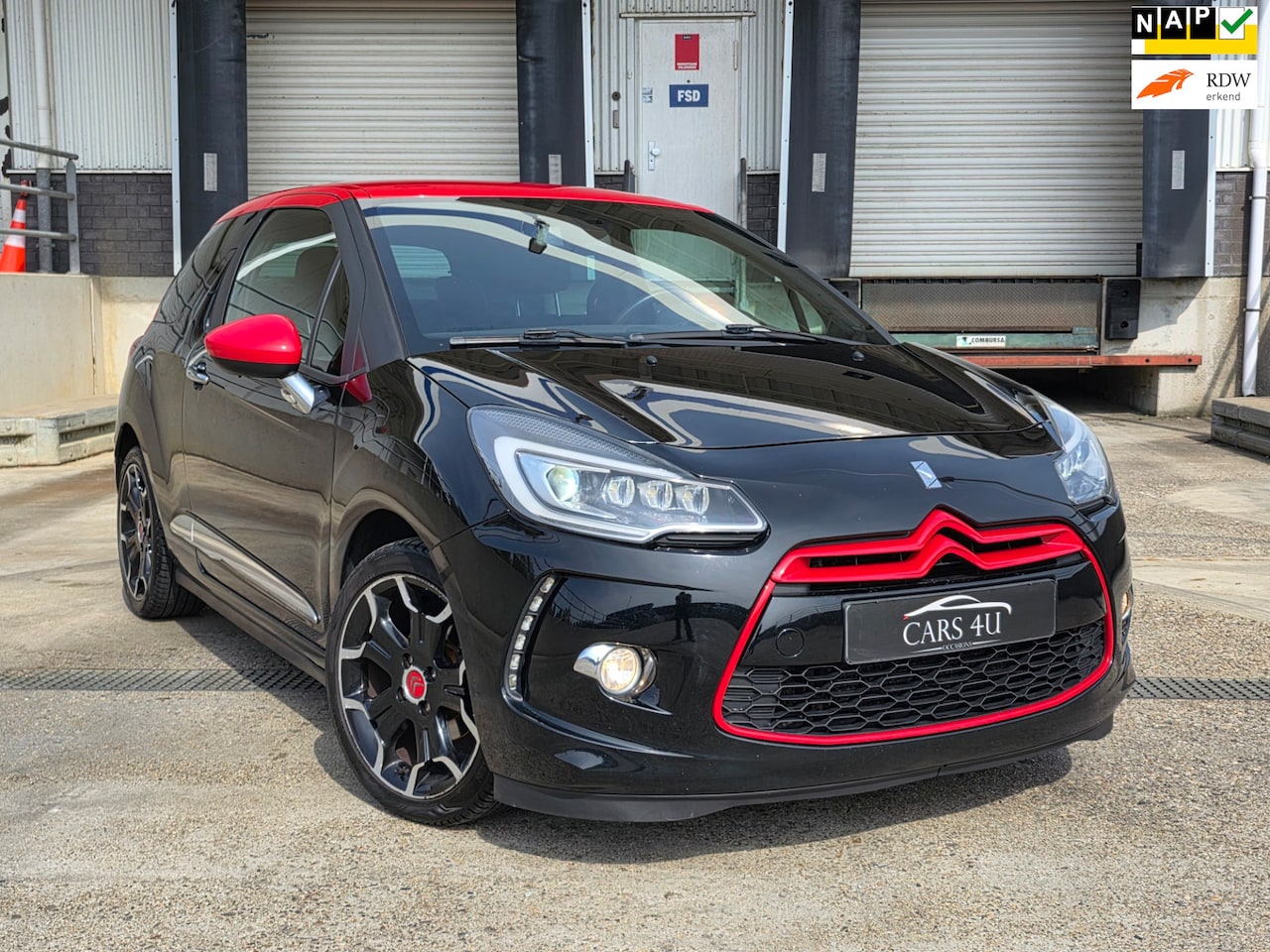 Citroën DS3 - 1.2 PureTech So Red full opti navi led - AutoWereld.nl