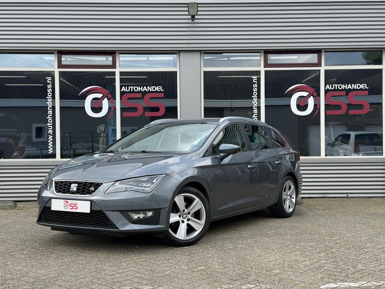 SEAT Leon ST - 1.4 TSI FR First Edition NAVI CRUISE AIRCO LMV - AutoWereld.nl