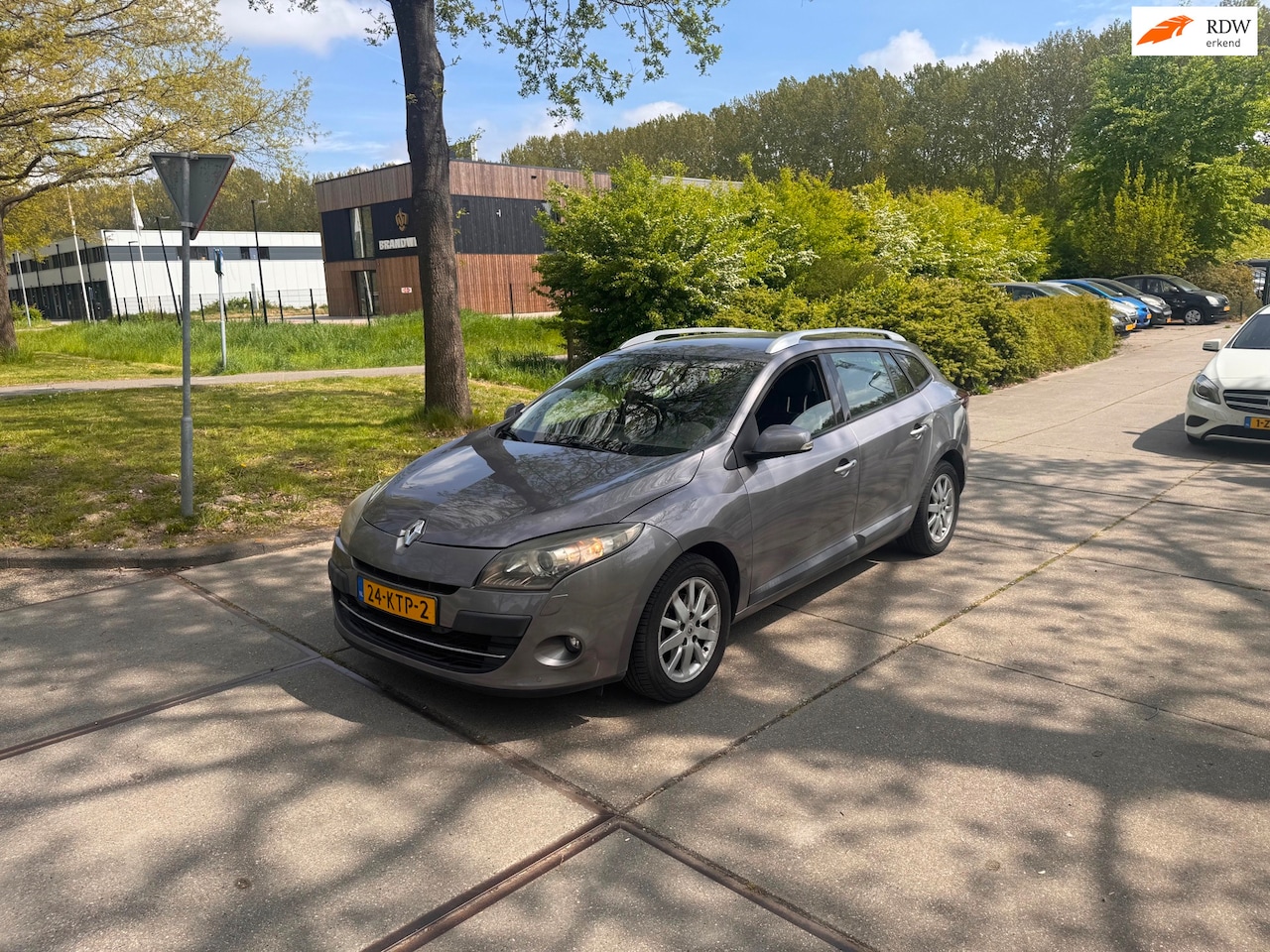 Renault Mégane Estate - 2.0 Privilége Automaat.Clima.Navi - AutoWereld.nl
