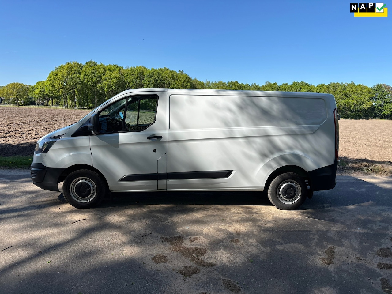 Ford Transit Custom - 290 2.2 TDCI L2H1 Economy Edition 290 2.2 TDCI L2H1 Economy Edition - AutoWereld.nl