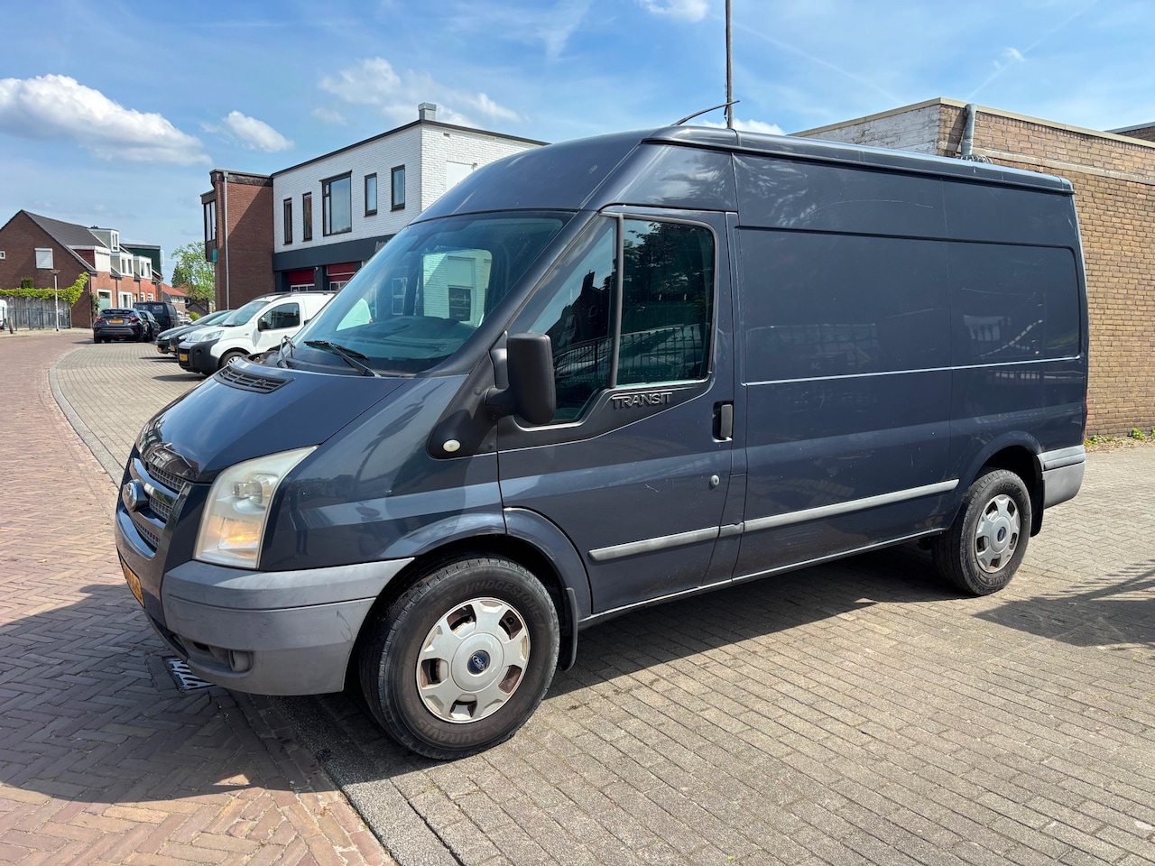 Ford Transit - 330M 2.2 TDCI Ambiente SHD DC - AutoWereld.nl