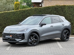 Volkswagen T-Roc - 1.5 eTsi R-Line Trekhaak | Pano | 20"