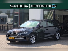 Skoda Octavia Combi - 1.5 TSI Edition Lichtmetalen velgen, digitaal dashboard, electronic climate controle , sto