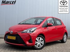 Toyota Yaris - 1.5 VVT-i Aspiration NL Auto Clima Cruise Camera Bluetooth