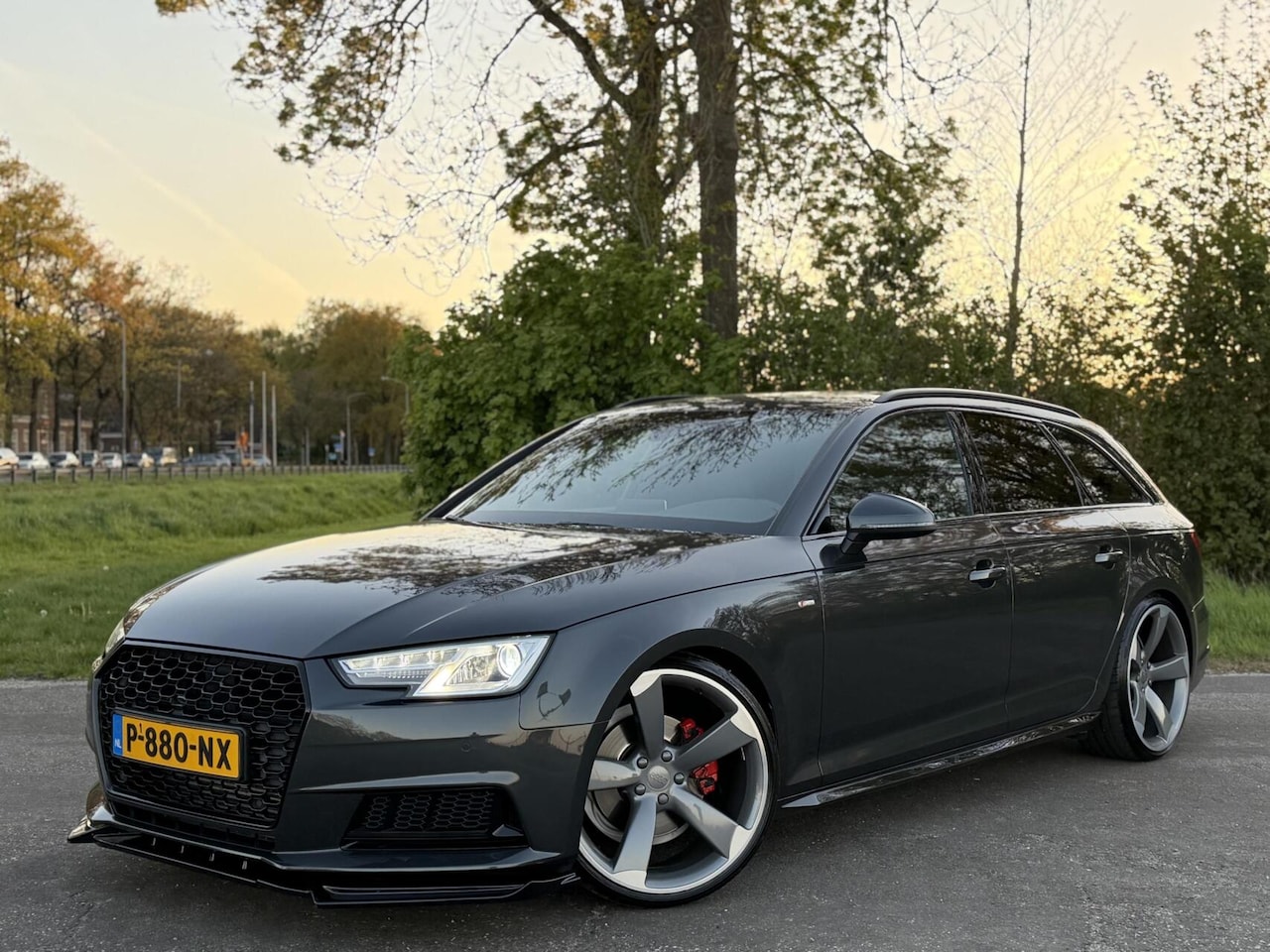 Audi A4 Avant - 2.0 TFSI Sport S line Kw/Keurig/Rs/20 Inch/Led - AutoWereld.nl