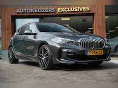 BMW 1-serie - 118i High Executive M Pakket Panoramadak Cruise Stoelverw. LED 19''LM