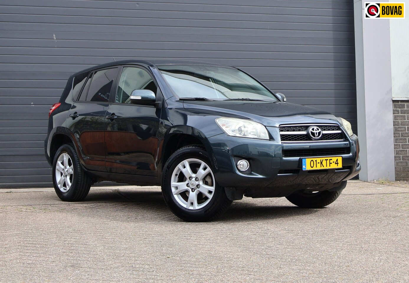 Toyota RAV4 - 2.0 VVTi Dynamic 4WD Airco/4x4/Navi/Netjes - AutoWereld.nl